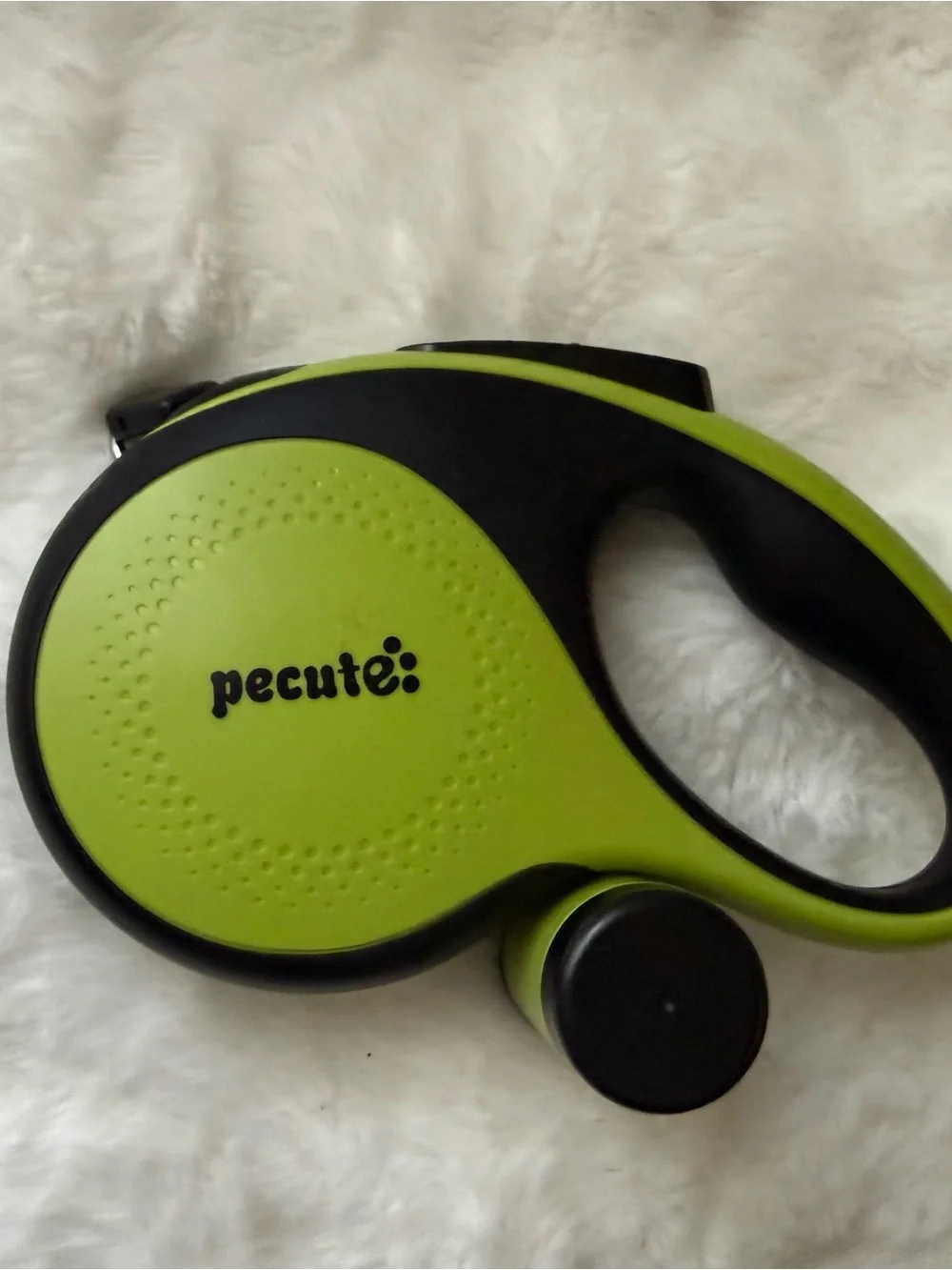 Pecute Retractable Dog Leash in Lime Green and Black 5M